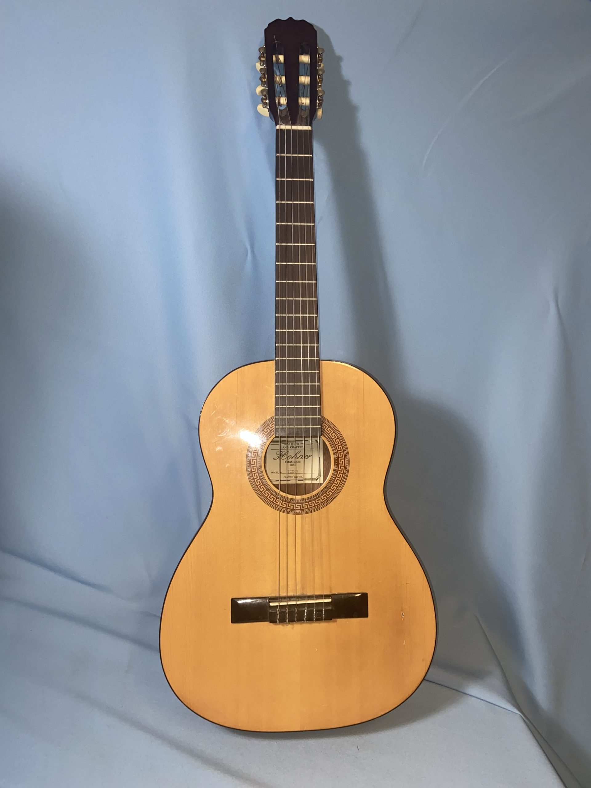 Legende opvoeder gesprek Hohner Acoustic Junior Guitar Model #702507 – Society of St Vincent de Paul  Council of Pittsburgh